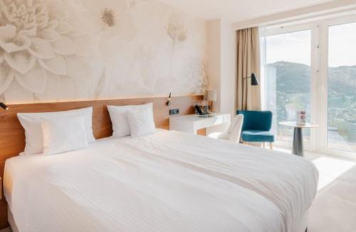 2 twin beds