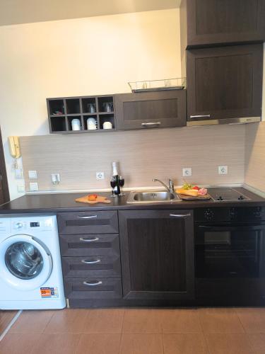 Urban Atelier 300m from Gondola, Free Bottle of Wine, free Parking in 班斯克