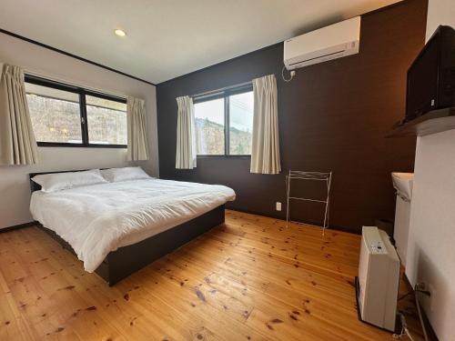 Yukiguni Base Hakuba