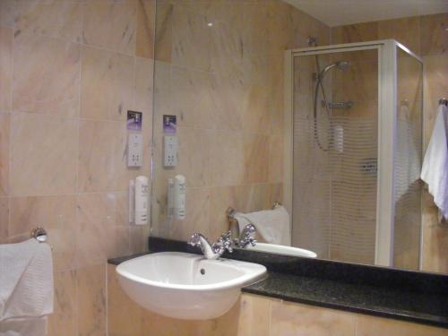 Mermaid Suite Hotel - image 14