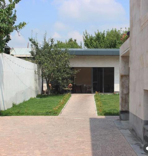 Elegant and comfortable villa in Verin Ptghni