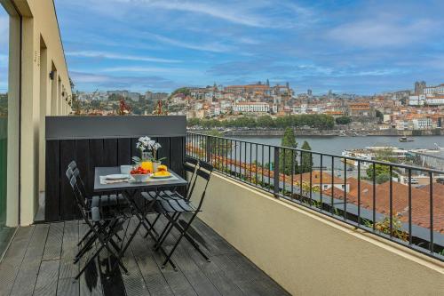 Land Roots Riverside Apartments – khách sạn tại Santa Marinha