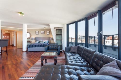 The Danziger, 2 unique roof top units in PrenzlauerBerg, group & family friendly, from 2 up to 7 Guests, Berlino (foto 6)