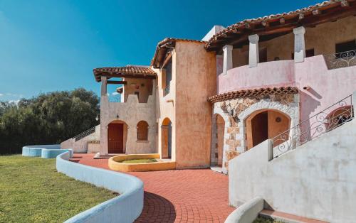 ISA-Marina Beach Residence with private beach in Marinella 3