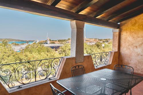 ISA-Marina Beach Residence with private beach in Marinella 4