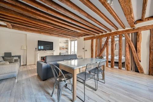 Grand 2 pieces typique du Marais - Location saisonnière - Paris