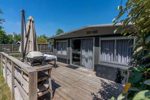 Balcony/terrace, glamping luxe caravan in Oosterend