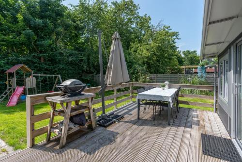 Balcony/terrace, glamping luxe caravan in Oosterend