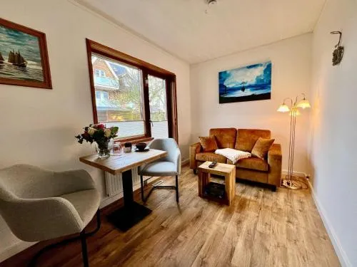 Kapitänshaus Lassen - Zimmer Nes Pük in Westerland, Deutschland