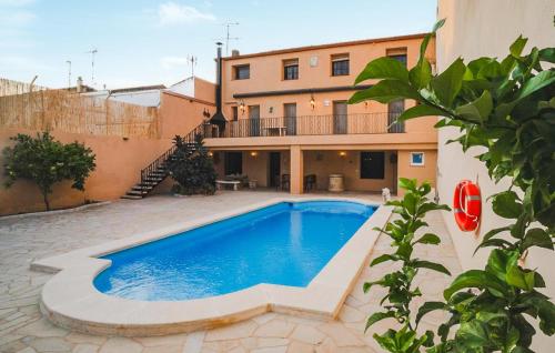 Peldbaseins, Cozy Home In Sant Jaume Del Domenys in Sant Jaume Dels Domenys