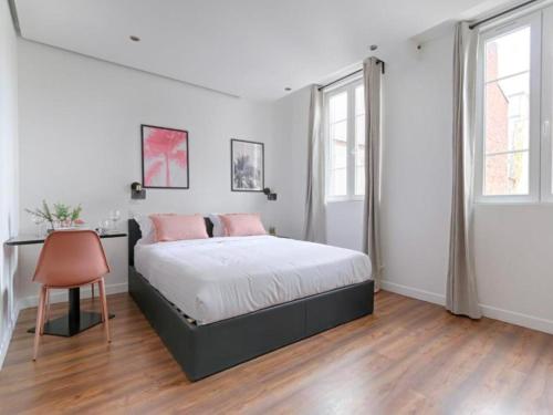 UrbanFlat 210 - Beautiful Studio in the center of Paris