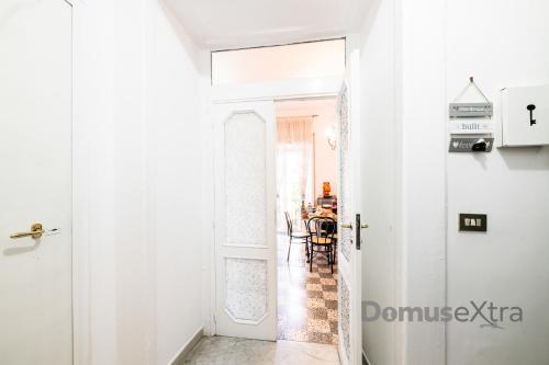 Domus Anticaglia By DomusExtra, Neapol