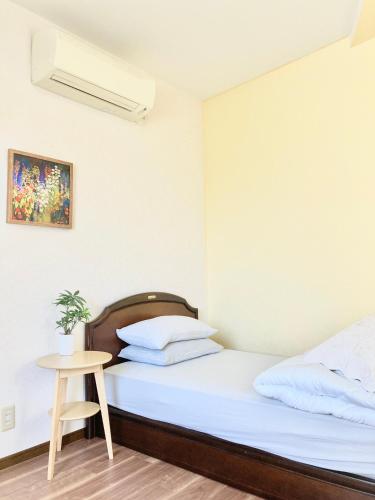 MIKO'S HOUSE SETAGAYA, SHINJUKU 10min, Tranquil Hideaway, Lucky Cat Temple, Super Market 新宿10分 下北沢2km 喧騒から離れた隠れ家, 招き猫の豪徳寺 あなたの東京の家