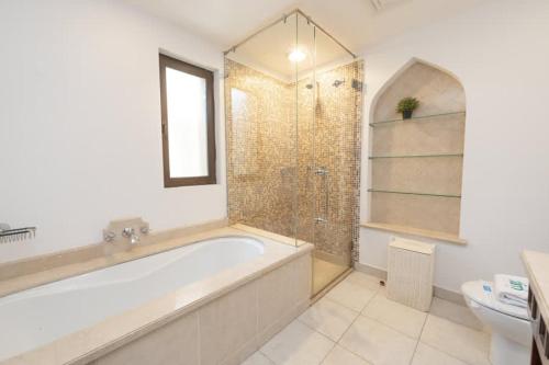 Fam Living Reehan Old Town 2BR Plus Maids Apt - image 6