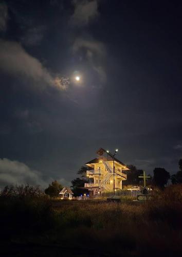 . Anemoi Chimes Resort Calvarymount