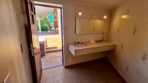 Casa, quincho y pileta top in Barrio Fisherton