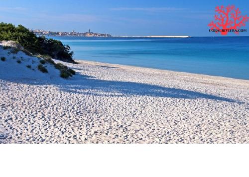 Beach, Coral Riviera Sardinia villa & cottage in Alghero