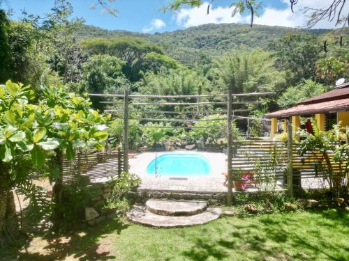Kert, Krone Garten in Ribeirao da Ilha