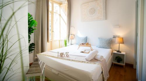 Premium Apt Steps from Picasso House by TuriVida