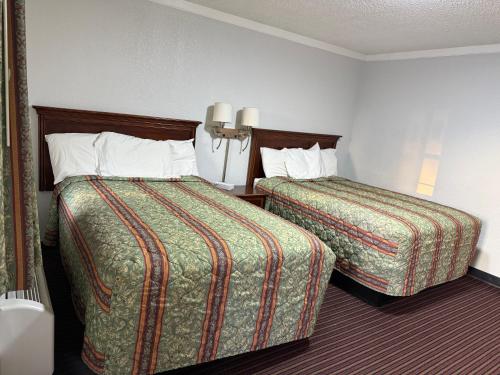 American Inn Motel - image 12