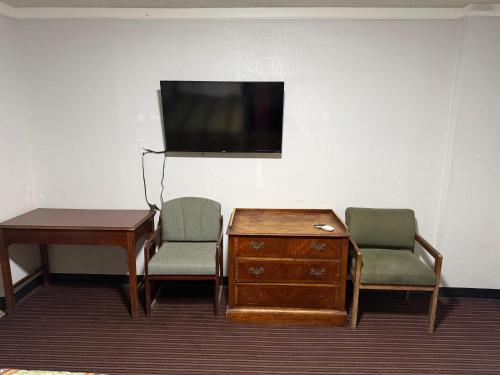 American Inn Motel - image 8