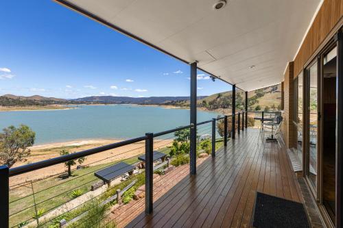 BONNIE DAWN in Bonnie Doon