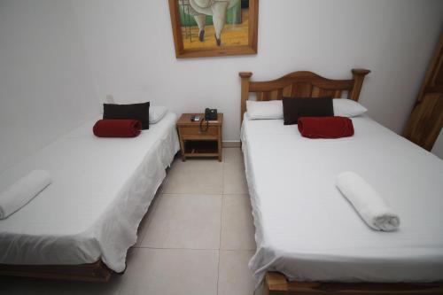 2 double beds