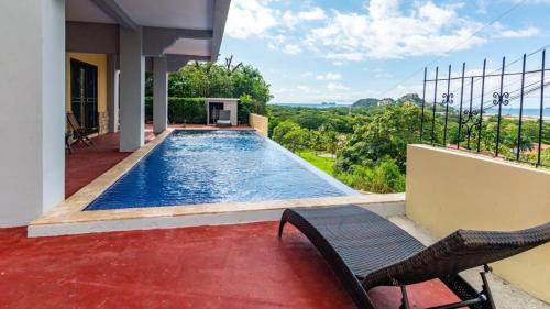 Modern, Immaculate Unit in Flamingo with Spectacular Ocean Views in Playa Flamingo