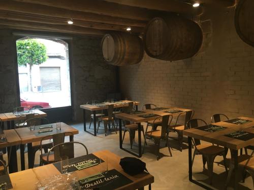 餐廳, 1888旅館 (Hostal 1888) in 希羅奈利亞