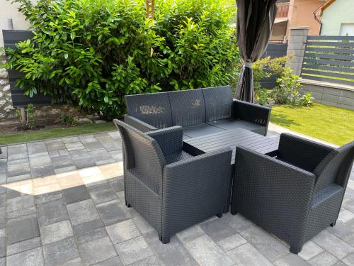 Izabella Apartmanok földszint és emelet (Izabella Apartmanok foldszint es emelet) in Mezokovesd