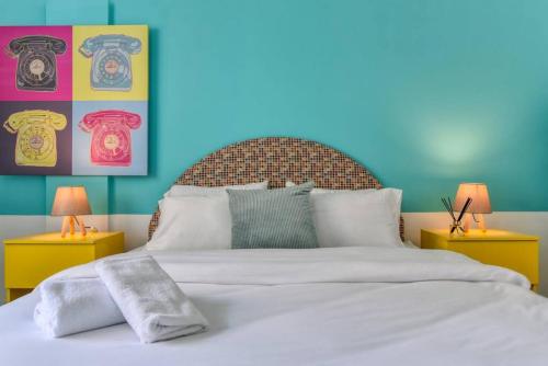 The Pop House 2-BR Apartment in Mar Mkhayel - image 11