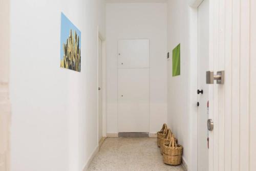 Garage - Stylish Studio & Balcony in Mar Mikhael - image 9