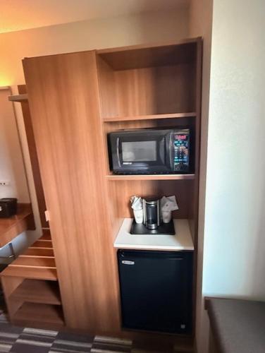 溫德姆微套房酒店 - 奧爾托納 (Microtel Inn & Suites by Wyndham Altoona) in 阿爾圖納