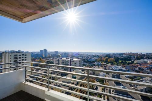 Penthouse 2BR with Balcony and Garage, Porto (foto 6)
