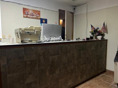 Gateaway Motel Broken Bow NE - image 13