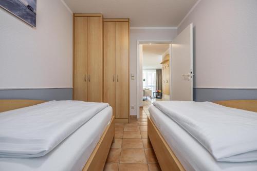 Residenz am Strand Wohnung 4-61 - Tap to explore photos