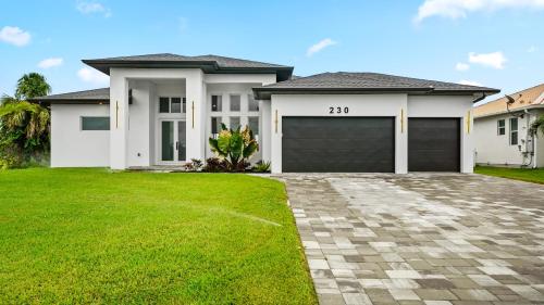 Modern Florida Escape