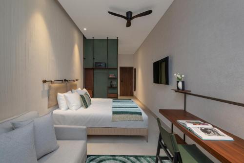 room detail thumbnail 0