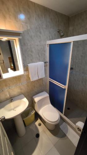 Bathroom, Hotel Parguito in Cimarrón