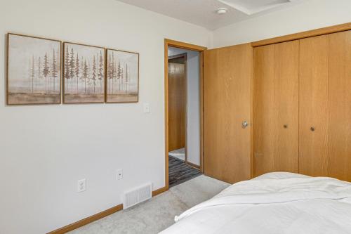 Private Lakefront Home with Game Room in Aurora! in Biwabik (MN)