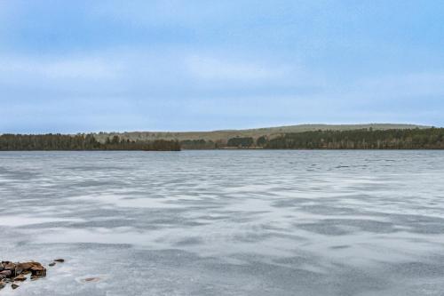 Private Lakefront Home with Game Room in Aurora! in Biwabik (MN)