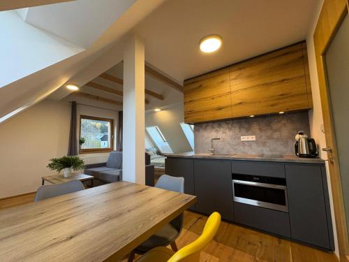 Mezi vršky - rodinný apartmán Filipovice (Mezi vrsky - rodinny apartman Filipovice) in Bela Pod Pradedem