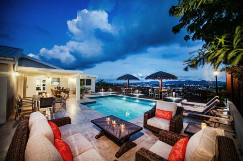 Stunning 4 bedroom villa – khách sạn tại Steffun