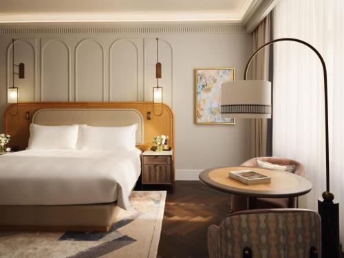 room detail thumbnail 1