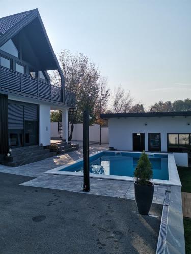 Villa Perla in Dera