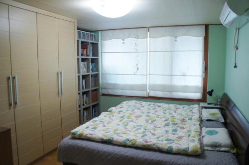Denis's House