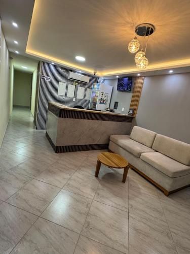 Vestabils, Hotel Magistral Suiter in Quibdo
