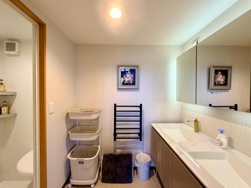 逸居&海音#200平方海景别墅#小樽步行街浪漫街附近#冬季免费停放1台车#房间配有空调#暖气