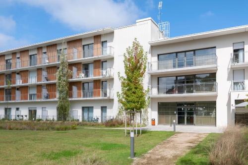 Quality Suites Mont-de-Marsan - Hôtel - Mont-de-Marsan