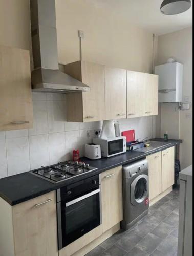 Lubona Stirchley Guest House - Kings Heath